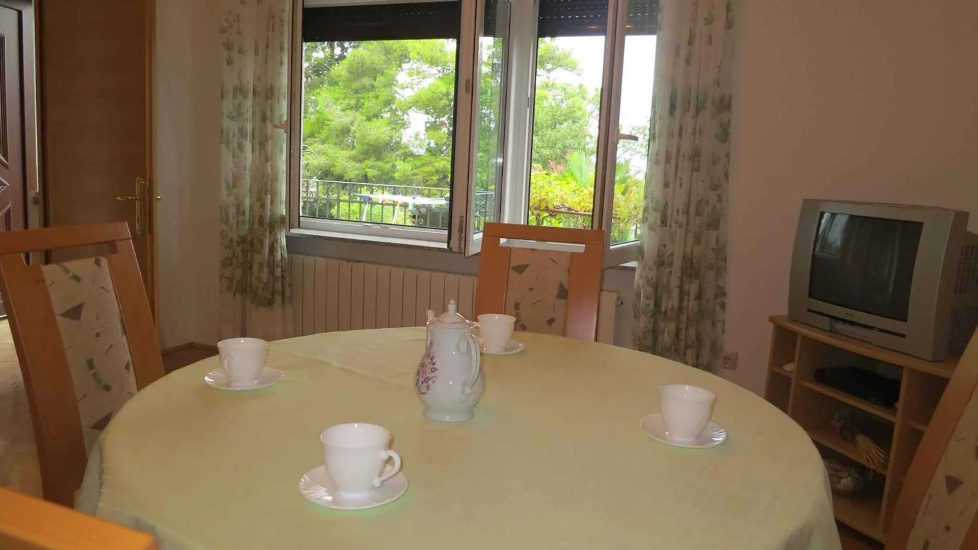 Apartment In Malinska/Insel Krk 12761  Malinska
