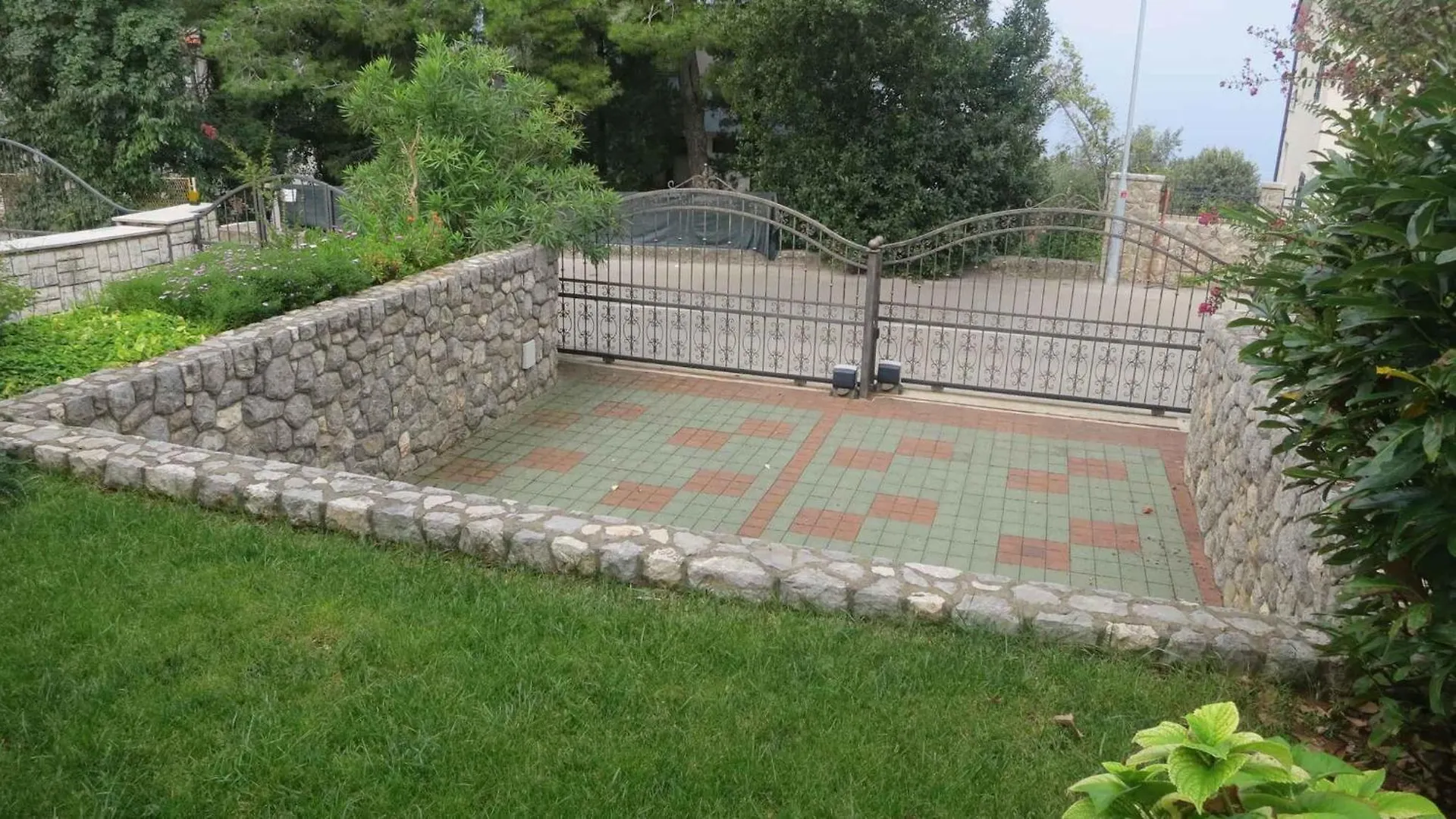 Apartment In Malinska/Insel Krk 12761